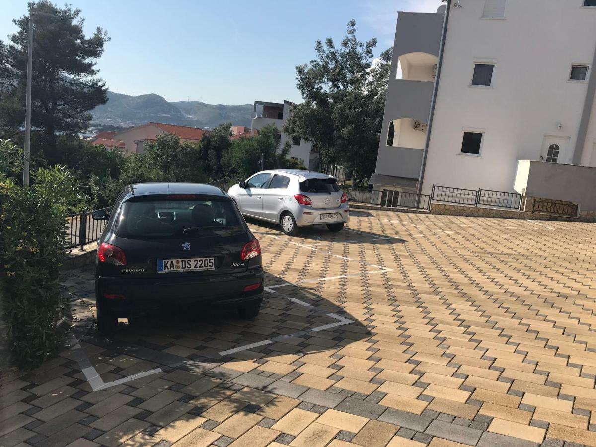 Apartments Filip Trogir Exterior photo