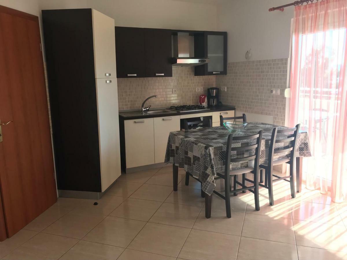 Apartments Filip Trogir Exterior photo