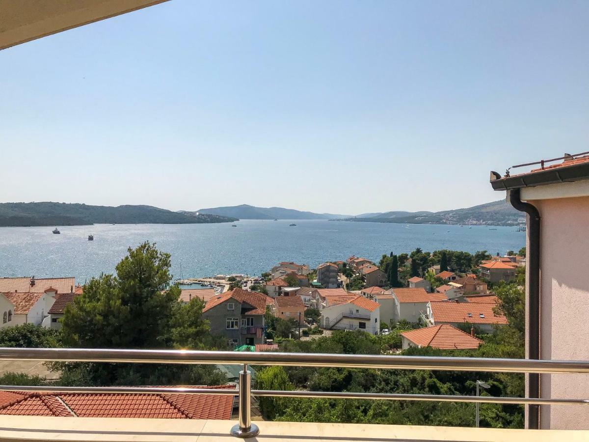 Apartments Filip Trogir Exterior photo
